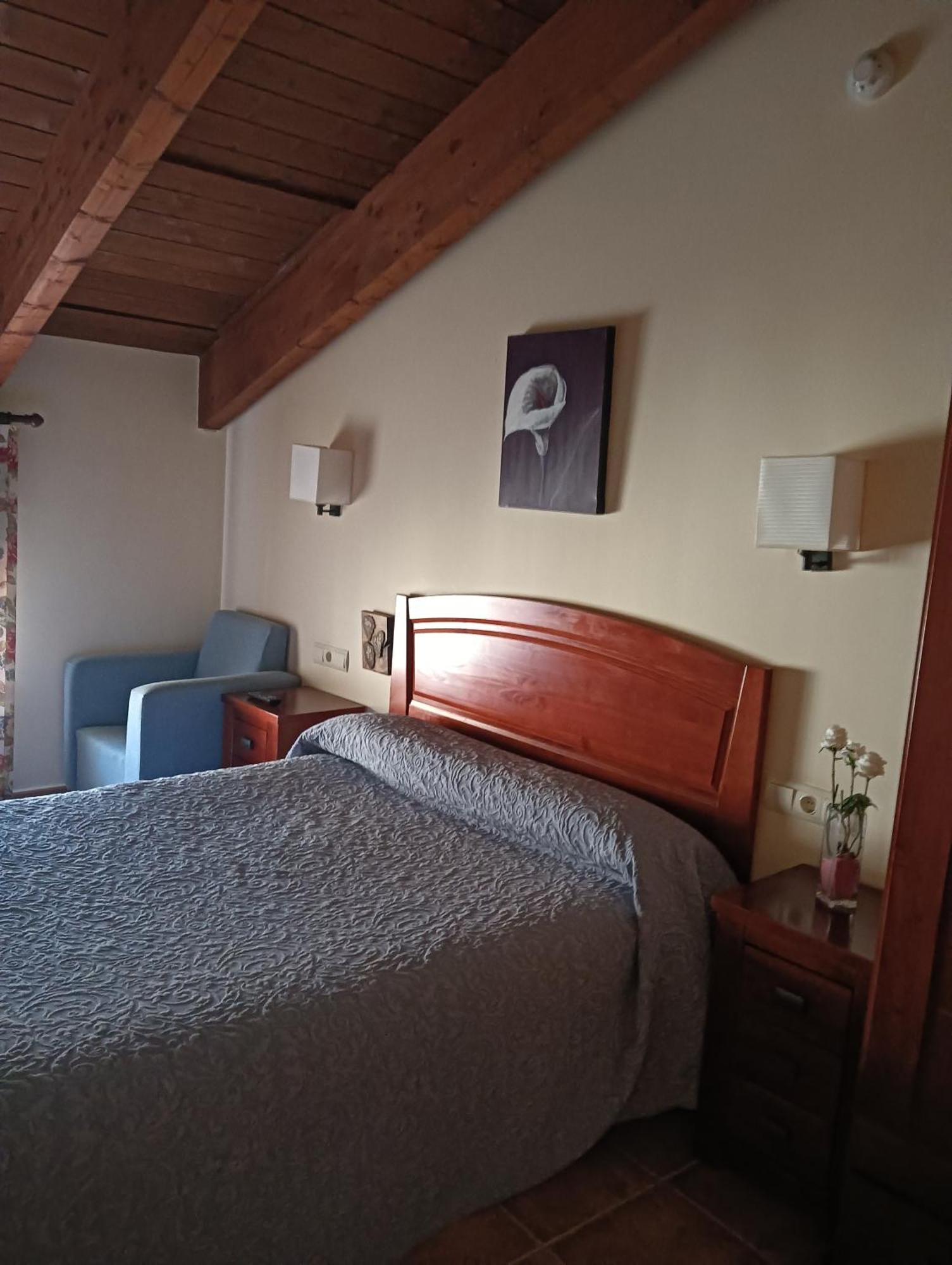 Hostal Sol De La Vega Albarracin Exterior photo