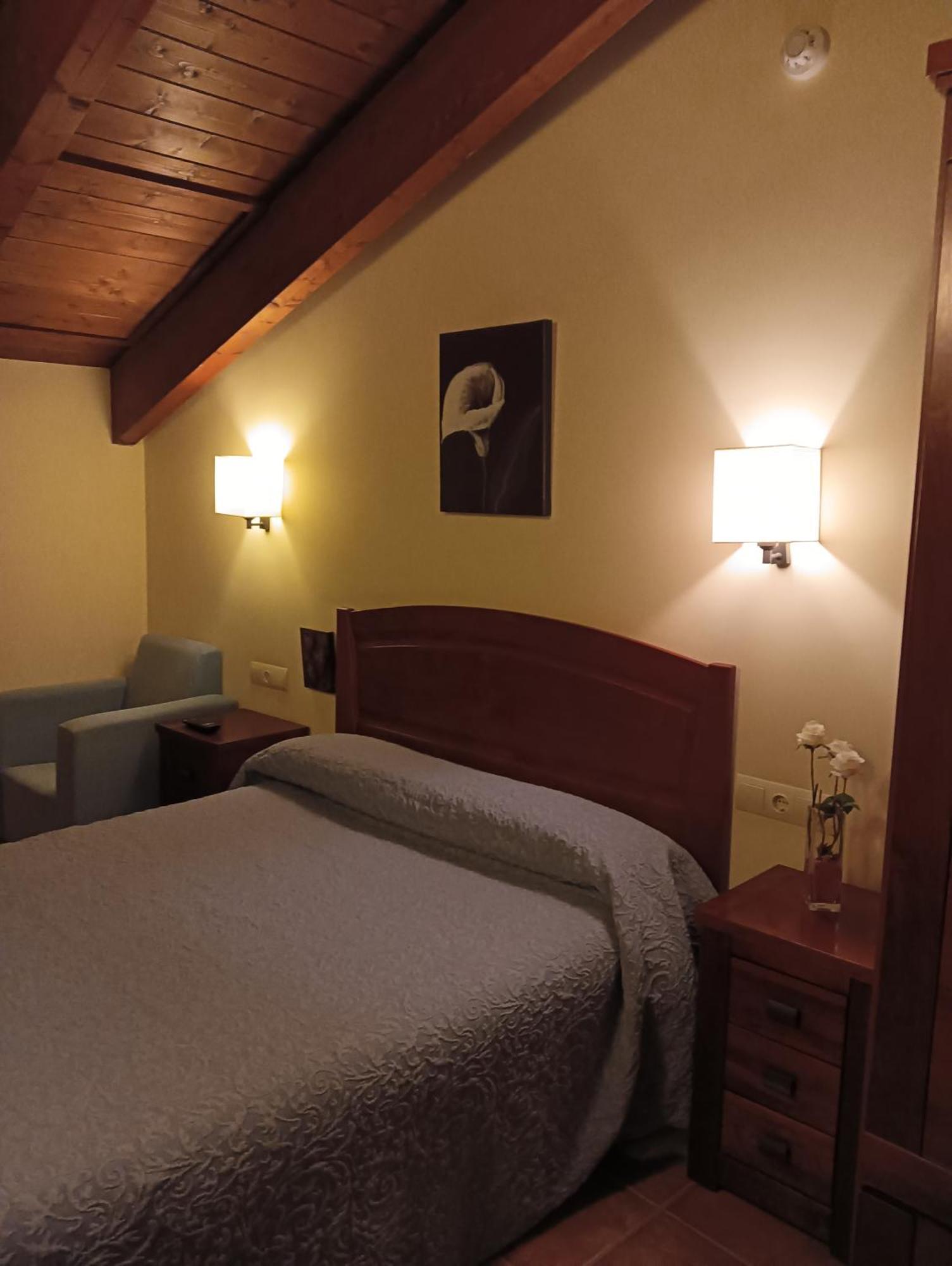 Hostal Sol De La Vega Albarracin Exterior photo